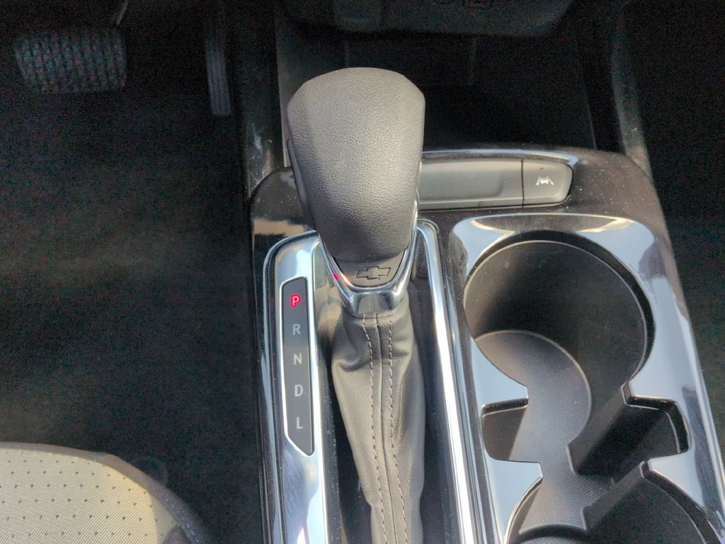 Used 2026 Chevrolet Trax LT FWD image 5
