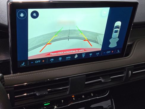 New 2026 Lincoln Corsair Premiere image 25