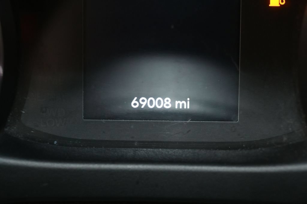 Used 2019 Jeep Wrangler Unlimited Sport S AWD/4WD image 25