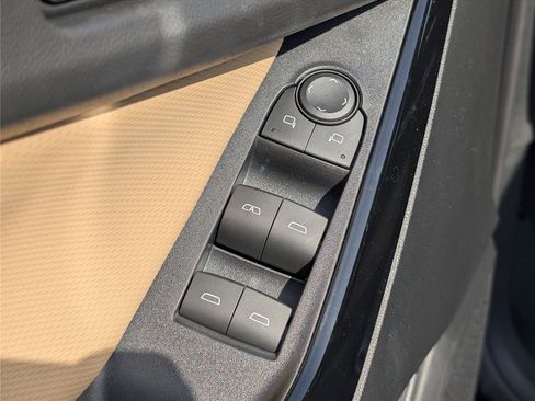 New 2026 Chevrolet Equinox ACTIV w/ LPO, Floor Liner Package FWD image 18