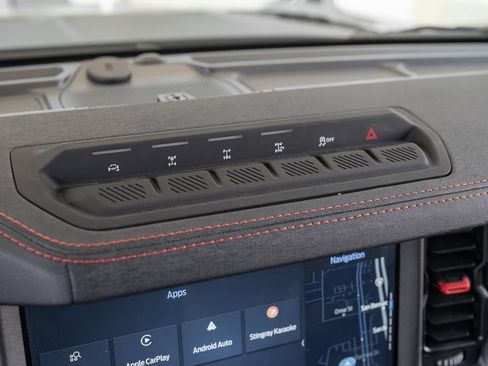 Used 2025 Ford Bronco Raptor AWD/4WD image 33