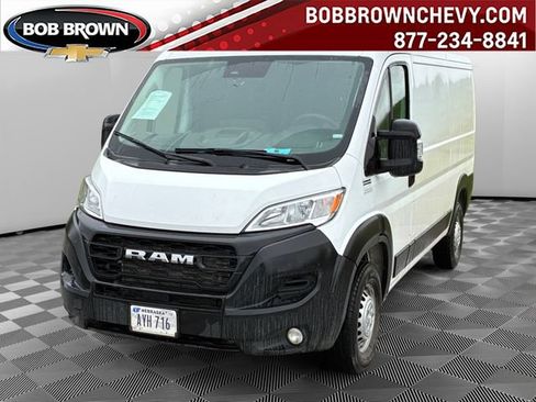 Used 2025 RAM ProMaster 2500 w/ Convenience Group FWD image 1