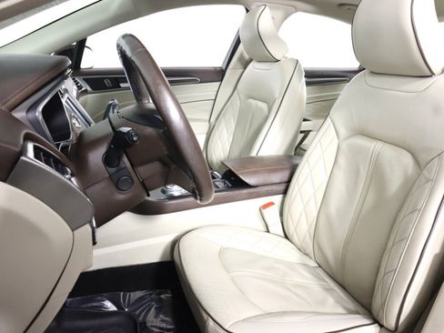 Used 2017 Ford Fusion Platinum image 33