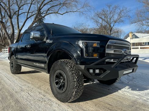 Used 2016 Ford F150 Platinum w/ Equipment Group 701A Luxury image 26