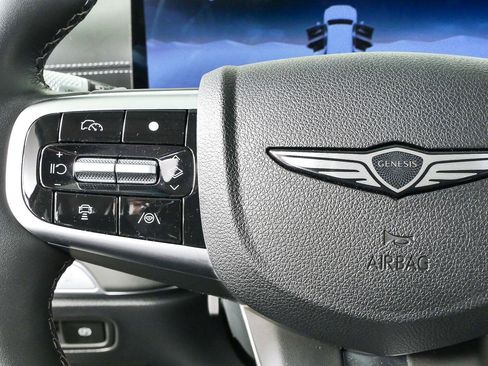 Used 2025 Genesis GV80 2.5T AWD/4WD image 10