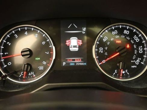 Used 2021 Toyota RAV4 XLE w/ Convenience Package AWD/4WD image 27