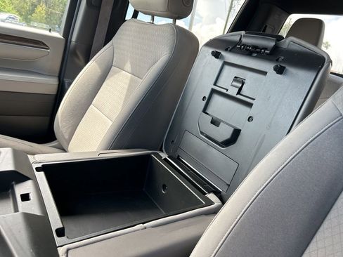 Used 2024 Chevrolet Silverado 2500 LT image 29