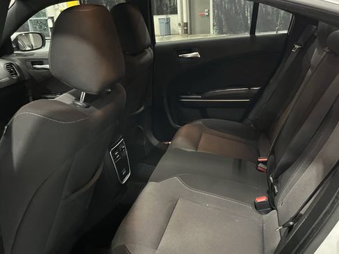 Used 2022 Dodge Charger SXT image 13