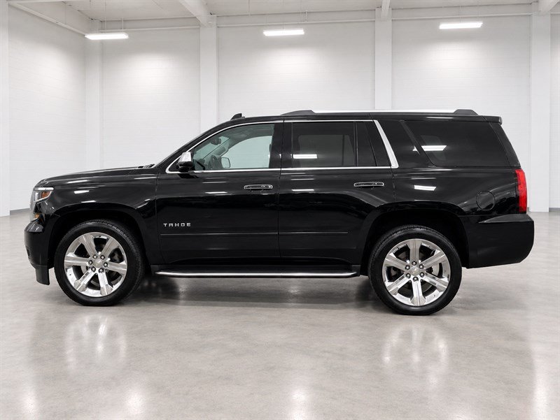Used 2020 Chevrolet Tahoe Premier AWD/4WD image 2