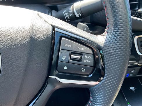 Used 2025 Honda Ridgeline Black Edition image 23