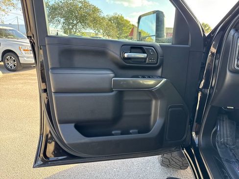 Used 2021 GMC Sierra 2500 AT4 w/ Gooseneck/5TH Wheel Package image 12