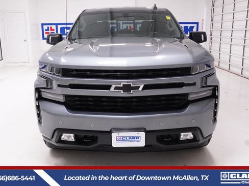 Used 2020 Chevrolet Silverado 1500 RST w/ Texas Edition AWD/4WD image 2
