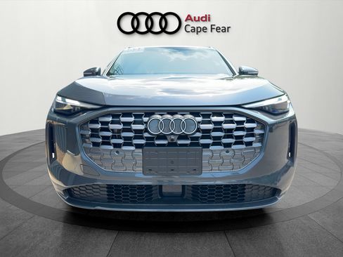 Used 2025 Audi Q5 Premium AWD/4WD image 7