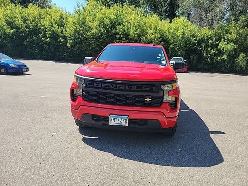 Used 2022 Chevrolet Silverado 1500 Custom AWD/4WD image 3