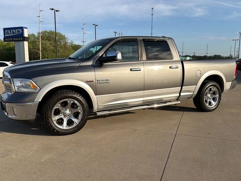 Used 2013 RAM 1500 Laramie w/ Convenience Group AWD/4WD image 7