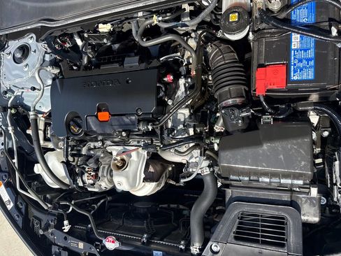 Certified 2024 Honda Civic Sport image 31
