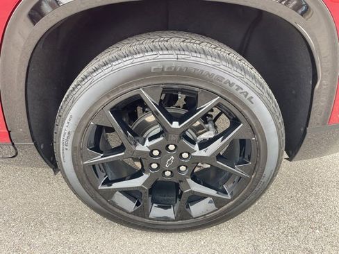 Certified 2025 Chevrolet Traverse RS w/ LPO, Floor Liner Package image 33