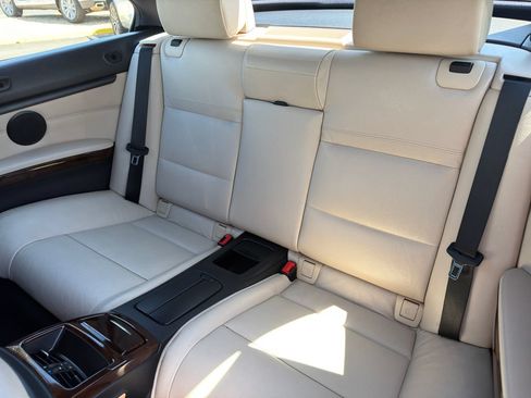 Used 2011 BMW 328i Convertible RWD image 25