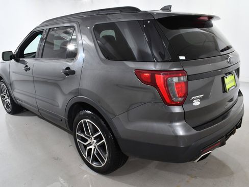 Used 2016 Ford Explorer Sport image 15