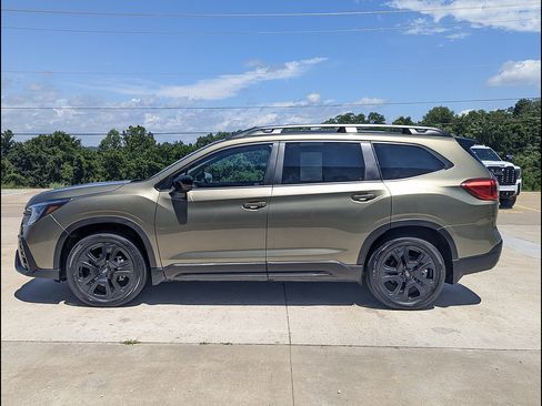 Used 2025 Subaru Ascent Onyx Edition AWD/4WD image 9