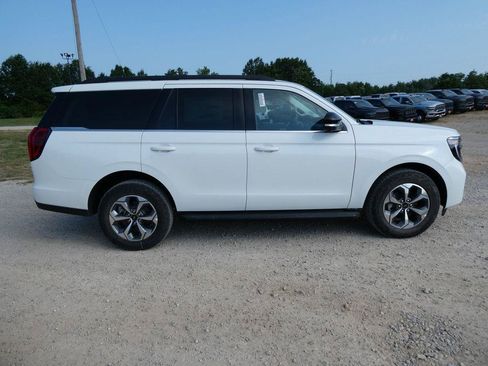 New 2027 Ford Expedition Active AWD/4WD image 4