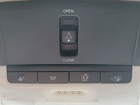 Used 2020 Nissan Altima 2.5 SR w/ Premium Package image 30