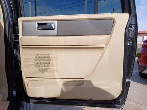 Used 2012 Ford Expedition EL XLT image 10