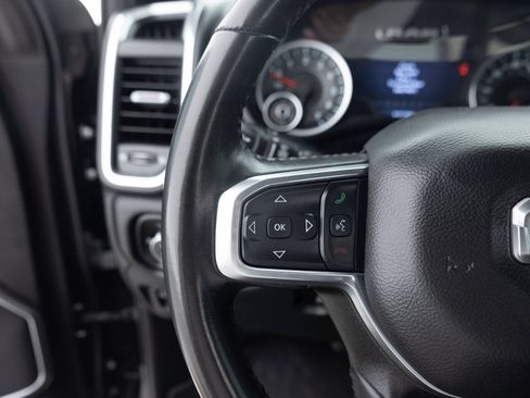 Used 2023 RAM 1500 Laramie AWD/4WD image 40