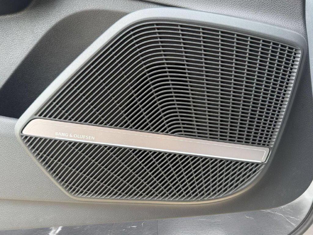 Used 2024 Audi Q5 2.0T Premium Plus AWD/4WD image 17