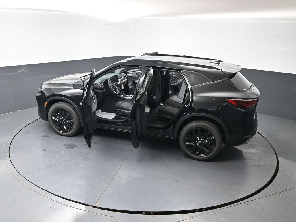 New 2026 Chevrolet Blazer LT w/ Convenience Package AWD/4WD image 55