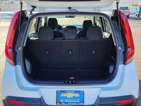 Used 2022 Kia Soul LX w/ Technology Package image 12