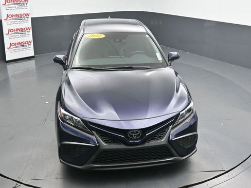 Used 2022 Toyota Camry SE FWD image 22