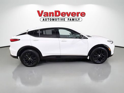 Used 2024 Buick Envista Sport Touring w/ Convenience I Package FWD image 11