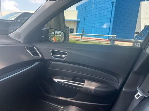 Used 2020 Acura TLX w/ Technology Package image 8