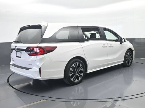 Used 2025 Honda Odyssey Elite image 6
