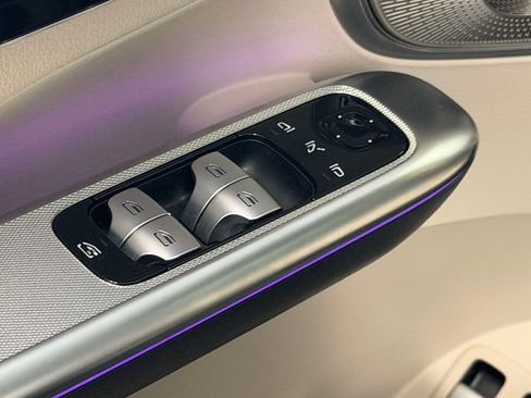 Certified 2025 Mercedes-Benz GLC 350e 4MATIC image 16