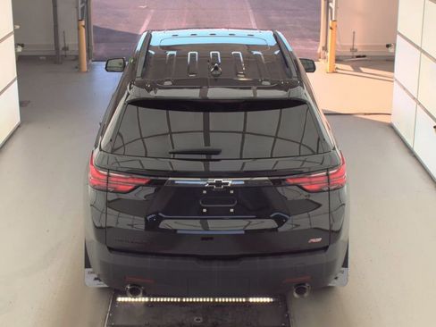 Used 2023 Chevrolet Traverse RS image 7