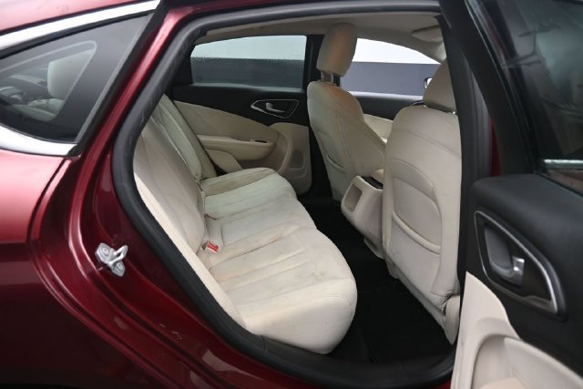 Used 2016 Chrysler 200 Limited w/ Convenience Group FWD image 22