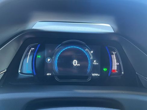 Used 2020 Hyundai Ioniq Limited image 35