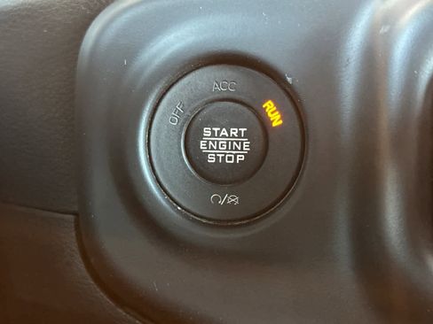 Used 2020 Jeep Gladiator Rubicon AWD/4WD image 22