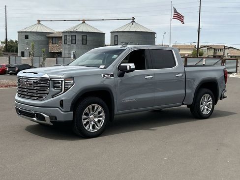 Used 2025 GMC Sierra 1500 Denali image 1