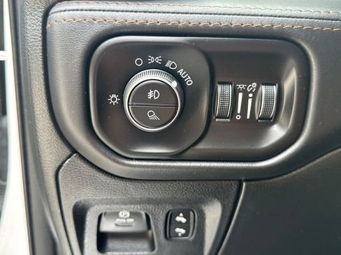 Used 2024 RAM 1500 Limited AWD/4WD image 27