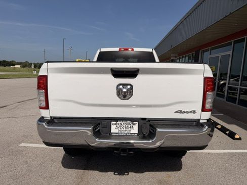 Used 2022 RAM 2500 Tradesman w/ Chrome Appearance Group AWD/4WD image 12