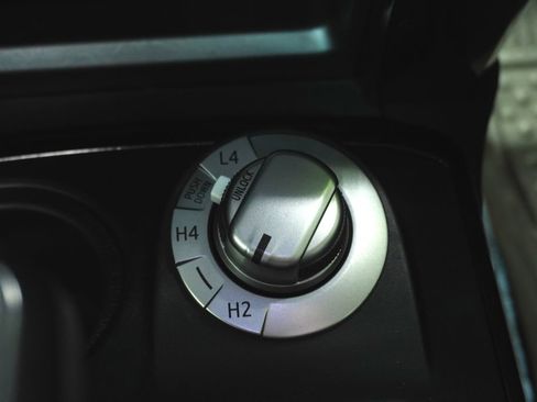 Certified 2023 Toyota 4Runner 40th Anniversary SE AWD/4WD image 20
