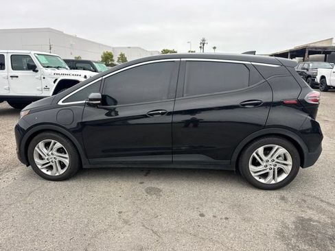 Used 2023 Chevrolet Bolt LT w/ Driver Confidence Package FWD image 8