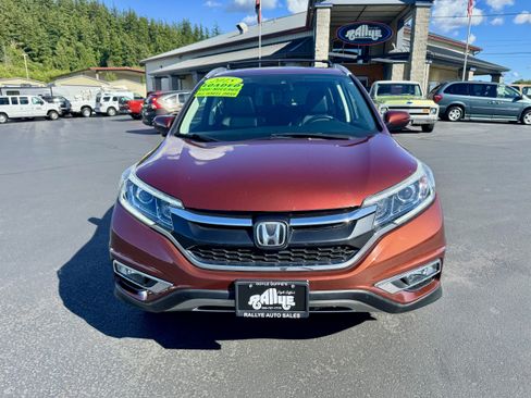 Used 2015 Honda CR-V Touring image 2