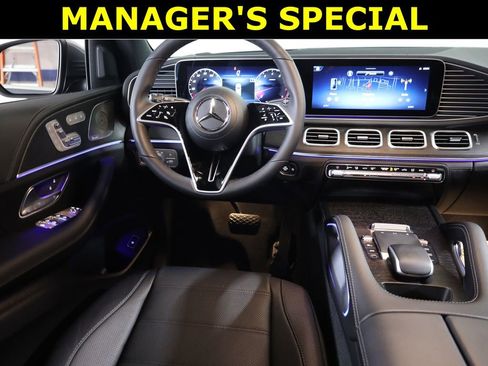 Used 2025 Mercedes-Benz GLE 450 4MATIC image 35