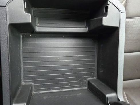 Used 2023 GMC Yukon XL Denali image 58