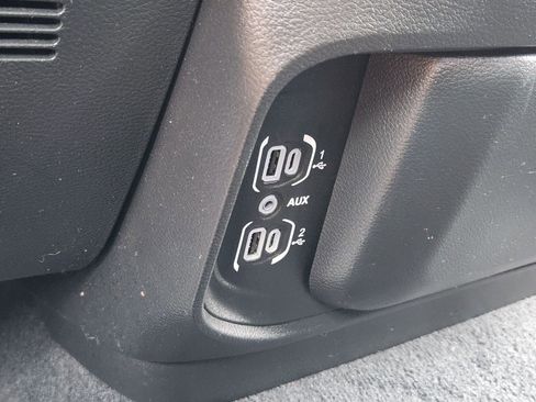 Used 2025 RAM 1500 Tradesman image 32