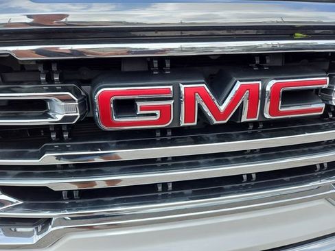 Used 2019 GMC Sierra 1500 SLT w/ SLT Premium Plus Package AWD/4WD image 42